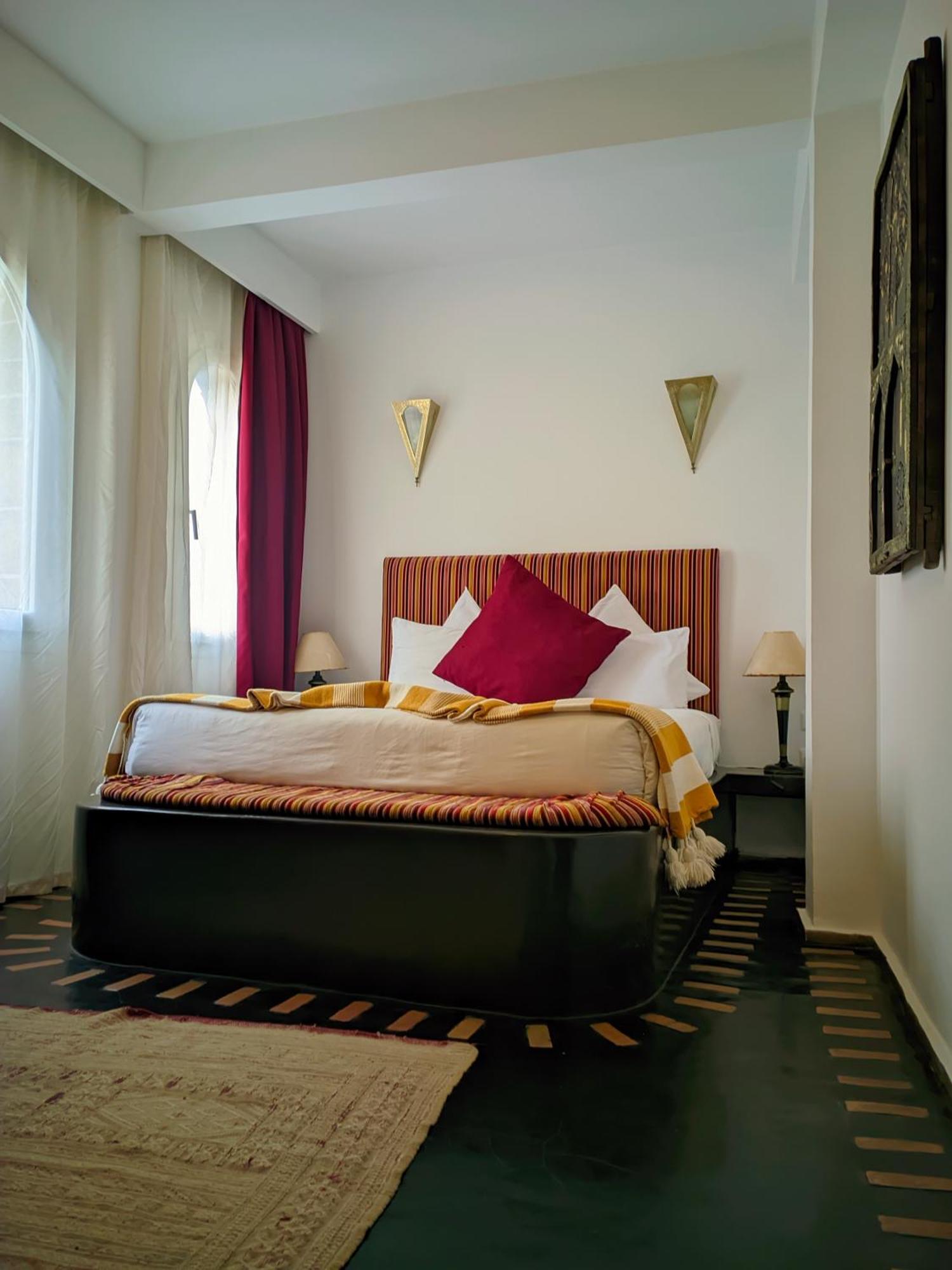 Hotel La Fontaine Bleue As-Suwajra Zewnętrze zdjęcie